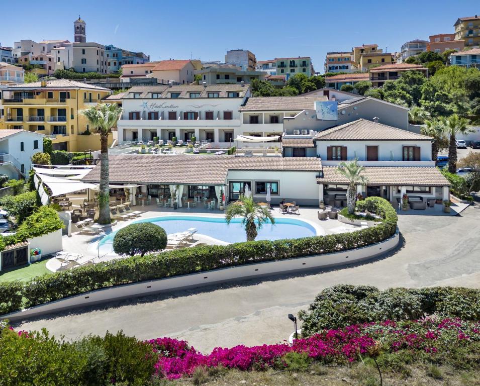 Bazén v ubytování Hotel Corallaro nebo v jeho okolí