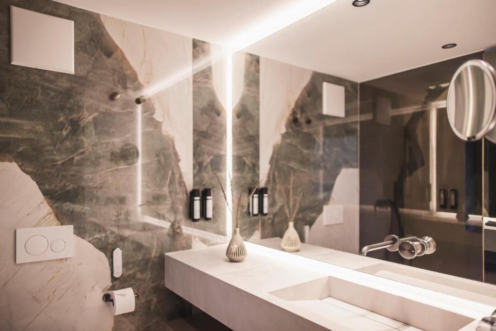 Kúpeľňa v ubytovaní Hotel Lanerhof active/spa/balance