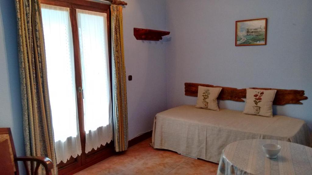 Cama o camas de una habitación en Casa Rural Aristondo Agroturismo