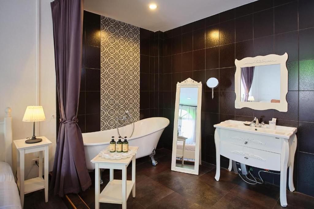 Nidhra Lanna Hotel Chiang Mai - Resim 19