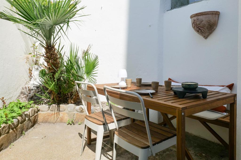 Photo de la galerie de l'établissement Studio proche mer quartier Arago Les Sables - 4 personnes, à Les Sables-dʼOlonne