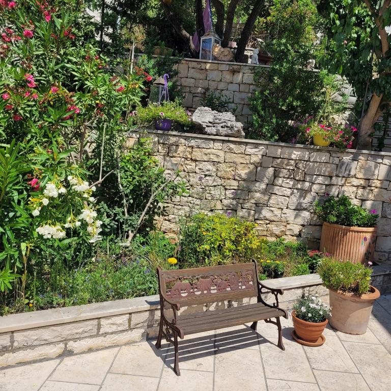 Zahrada ubytování Apartment Bakarosa