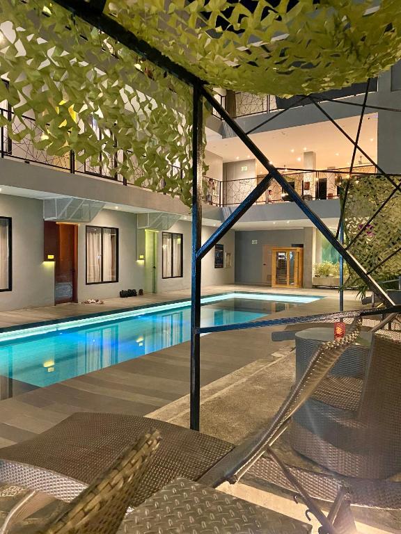 Bazén v ubytování Zenvea Hotel nebo v jeho okolí