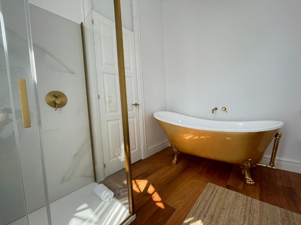 Villa Boutique 1880-Romantic Historic Boutique Hotel with Outdoor Jacuzzi - Suite Con Terraza