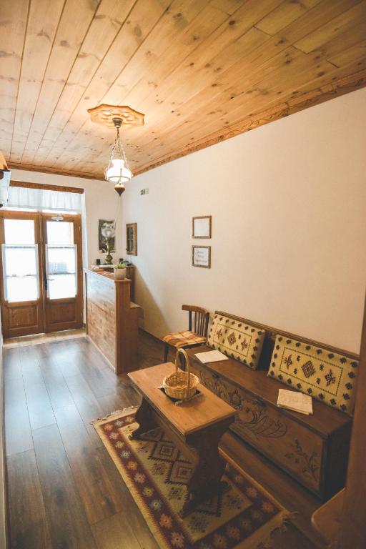 Posezení v ubytování 4 Rooms 1940