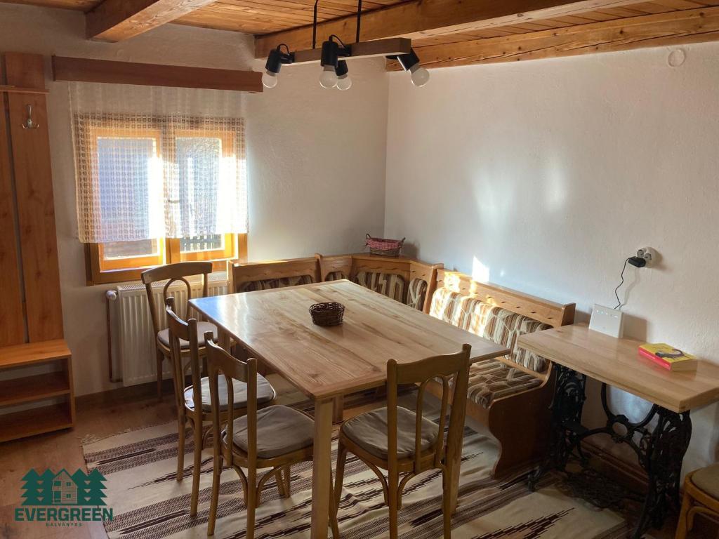 Fotografie z fotogalerie ubytování Evergreen Balvanyos v destinaci Bálványos