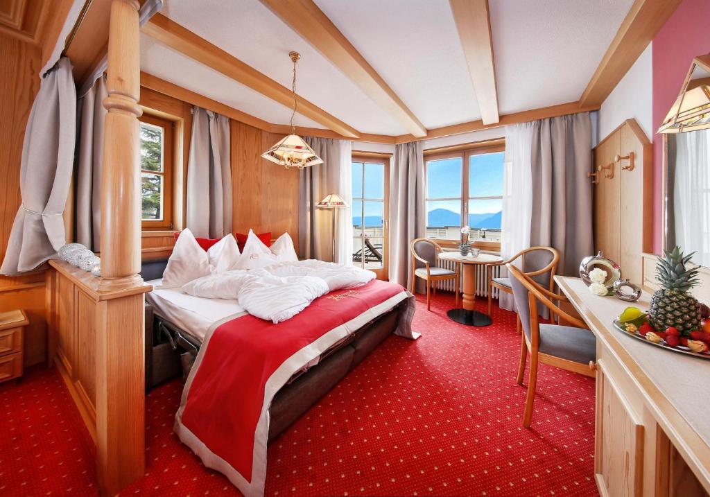 Postel nebo postele na pokoji v ubytování Panorama Vital Hotel Rimmele