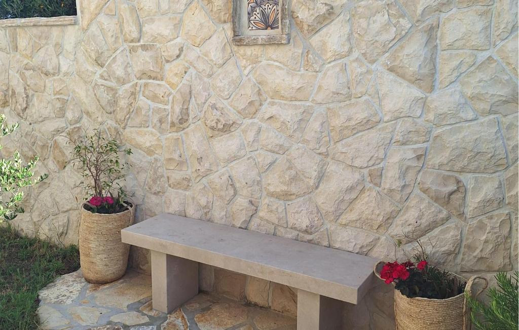 Fotografia z galérie ubytovania Three-Bedroom Holiday Home In Novigrad v destinácii Novigrad, Dalmatia
