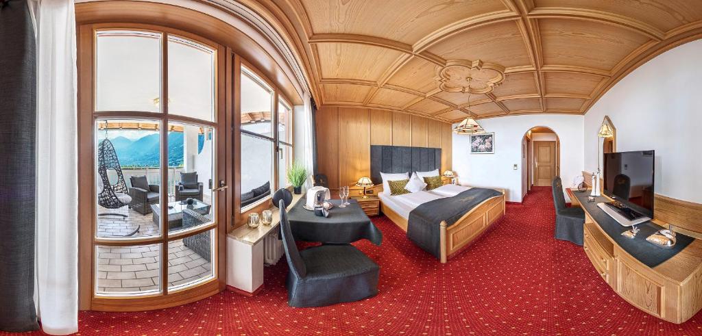 TV a/nebo společenská místnost v ubytování Panorama Vital Hotel Rimmele