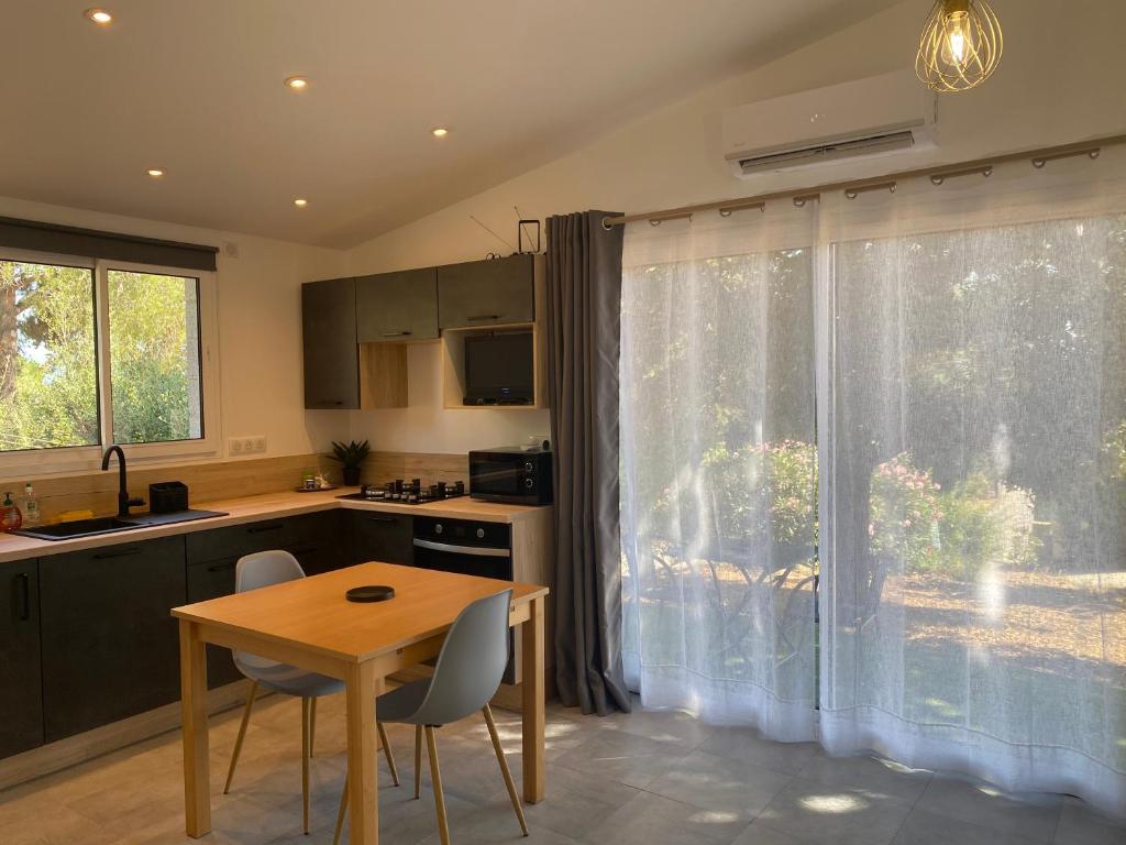 Photo de la galerie de l'établissement Charmant studio à la campagne, à Afa