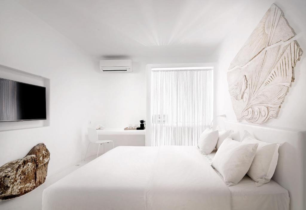 Mykonos Bay Resort & Villas - 12