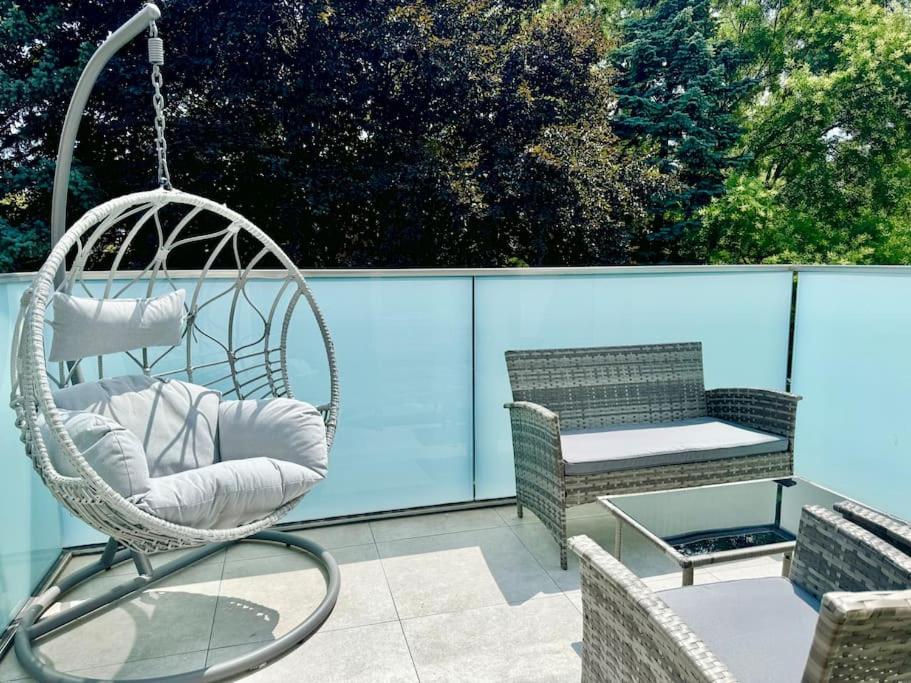Fotografie z fotogalerie ubytování Rooftop Apartment with Balcony & Free Parking ve Vídni
