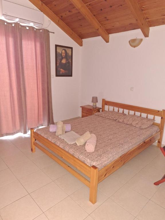 Charming detached house 500m far from the sea - Casa De Cuatro Dormitorios