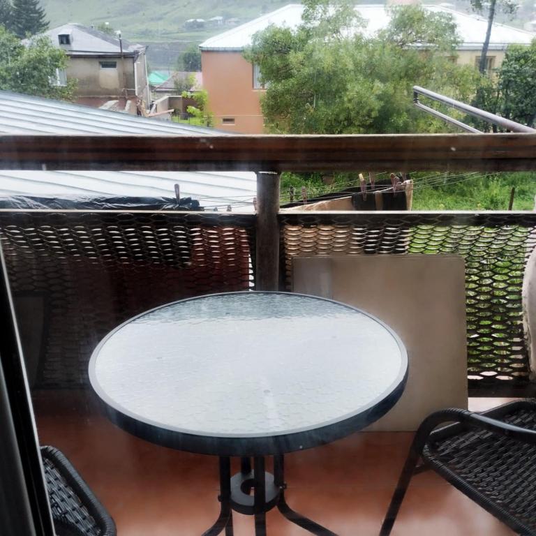 A balcony or terrace at GUEST HOUSE NATA CHAVCHAVADZE ST.25
