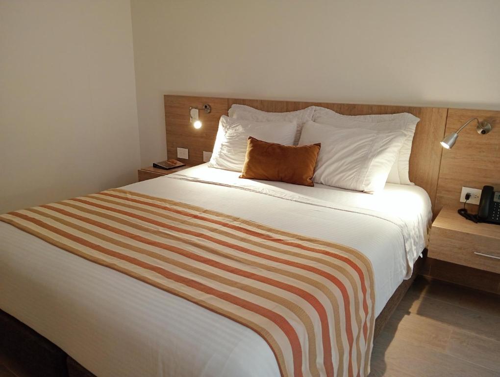 Hotel Lomas 10 Medellin - Superior Double Room