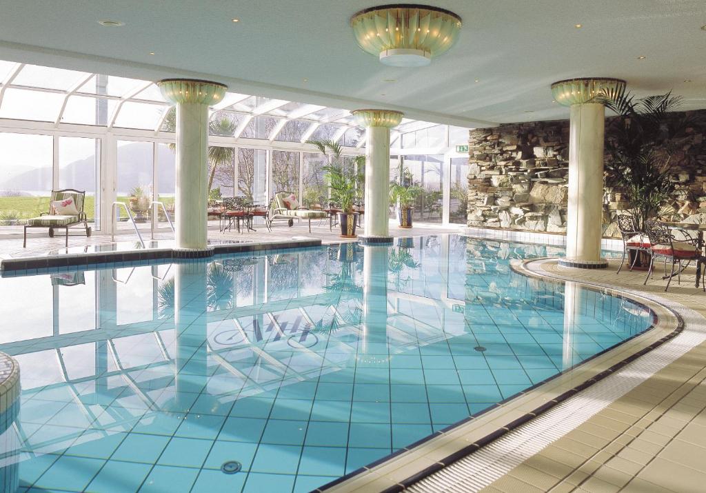 Bazén v ubytování Aghadoe Heights Hotel & Spa nebo v jeho okolí