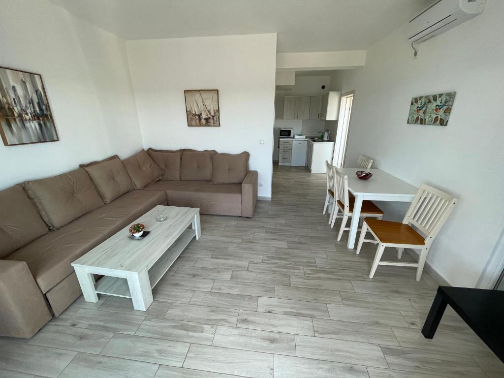 Minna Apartments - Wohnung Mit Blick Und Balkon