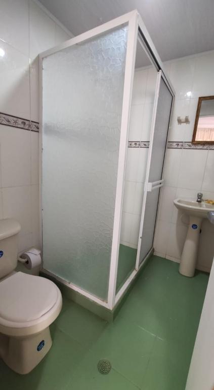 Bagno di Sarie Bay Inn