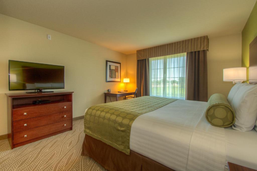Cobblestone Inn & Suites - Holyoke - Habitación King