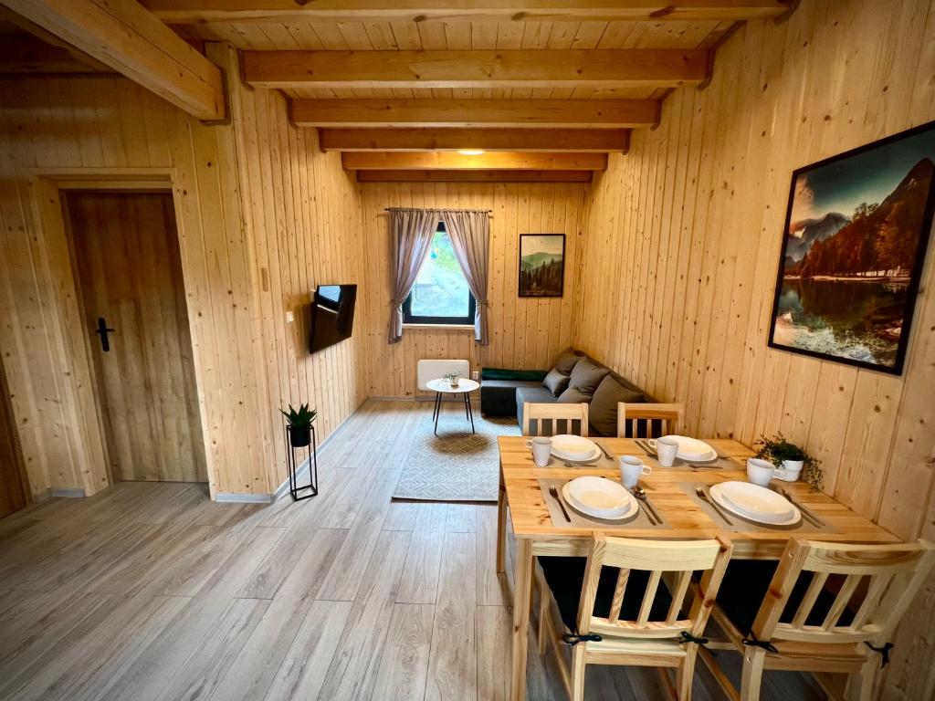 Posezení v ubytování Barka Bieszczady