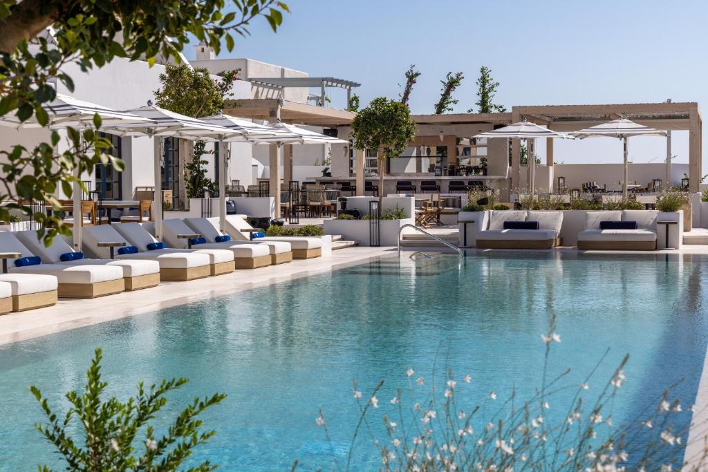 Bazén v ubytování Sandblu Resort nebo v jeho okolí