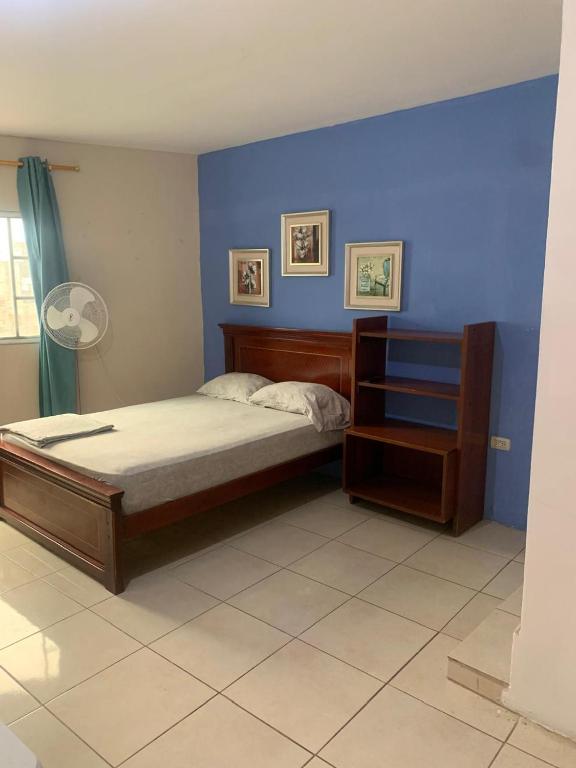 Postel nebo postele na pokoji v ubytování Habitaciones amobladas - Manabí suites