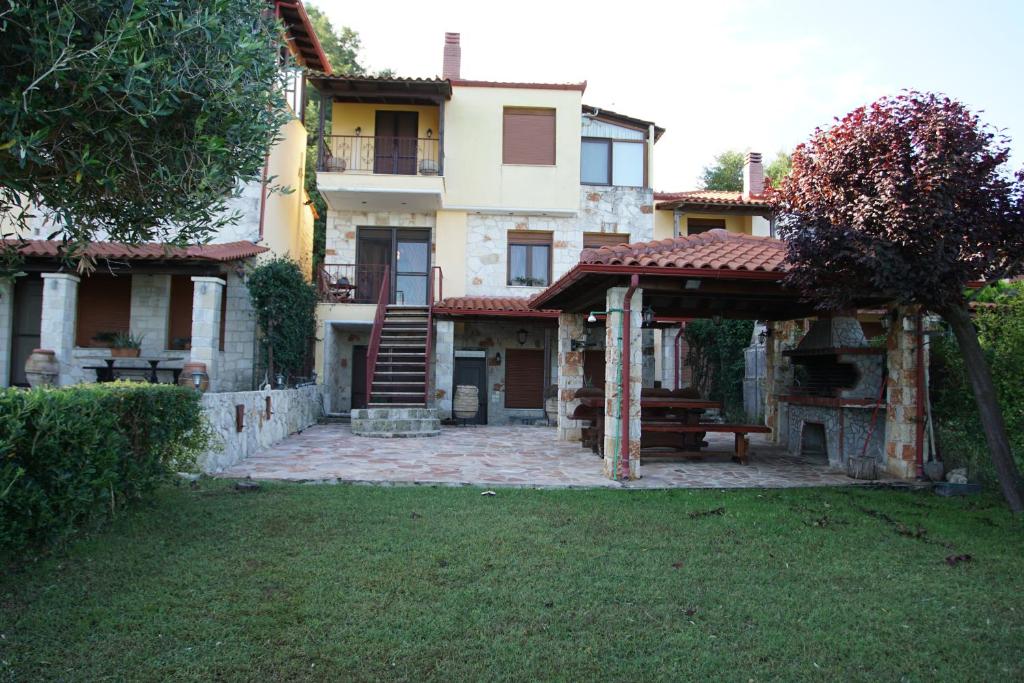 Zahrada ubytování Paliouri Two-Storey luxury Villa , majestic view