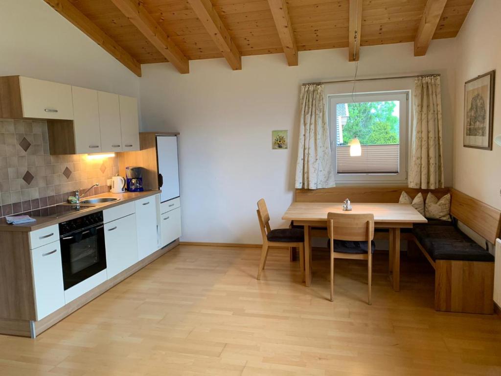 Kuchyň nebo kuchyňský kout v ubytování Apartment Wurnitsch