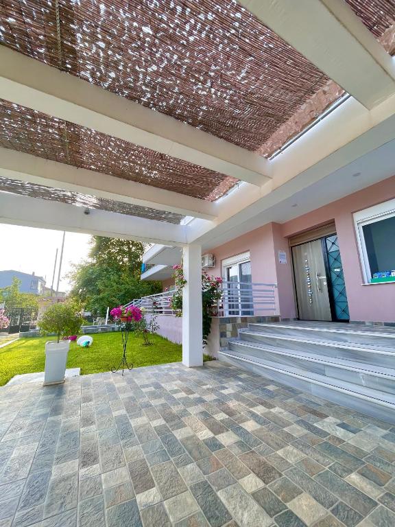 Budova, kde se aparthotel nachází