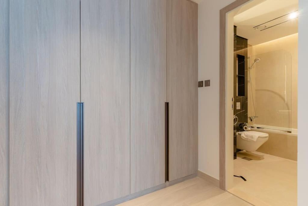 Foto dalla galleria di Stylish stydio in l JLT Near Metro l New Building a Dubai