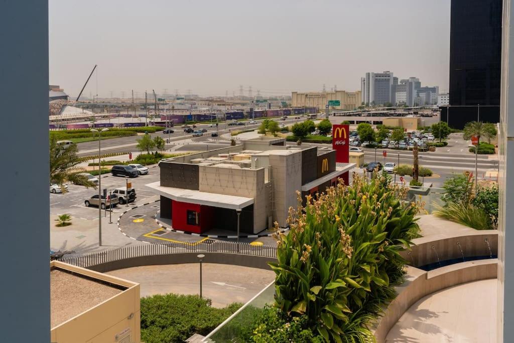 Foto dalla galleria di Stylish stydio in l JLT Near Metro l New Building a Dubai