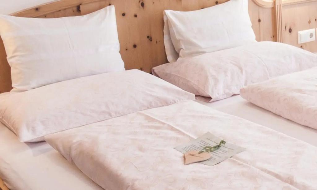 Letto o letti in una camera di Haus Petersmann