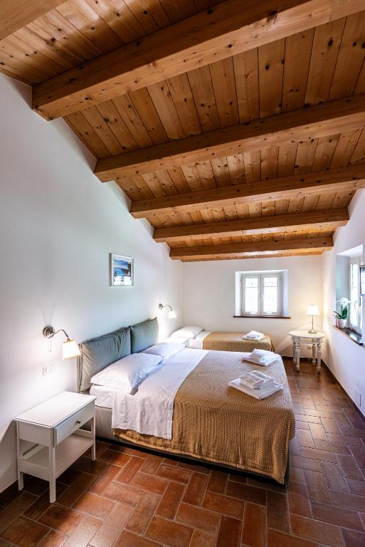 Postel nebo postele na pokoji v ubytování La Visciola - Country House del Conero