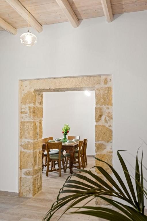 Fotografie z fotogalerie ubytování Papadia Luxury Apartments v destinaci Pitsidia