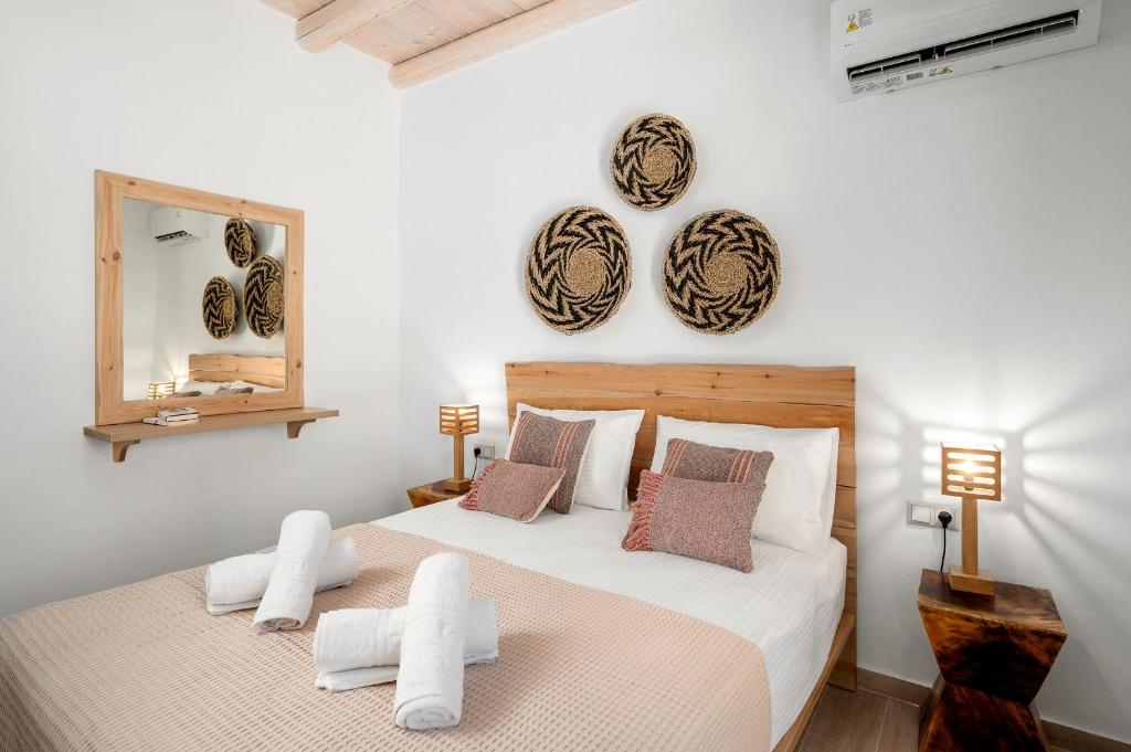 Postel nebo postele na pokoji v ubytování Papadia Luxury Apartments