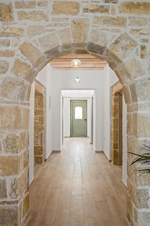 Fotografie z fotogalerie ubytování Papadia Luxury Apartments v destinaci Pitsidia