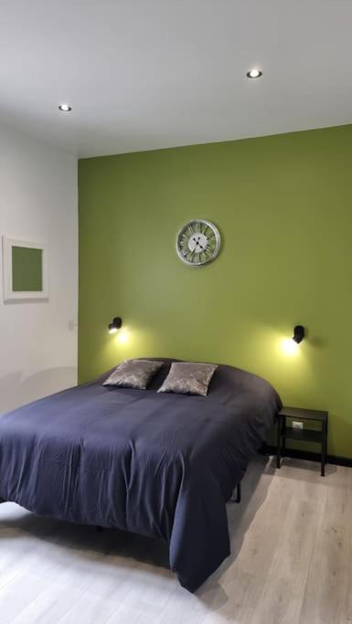 Photo de la galerie de l'établissement L'Elégance 002, à Cambrai