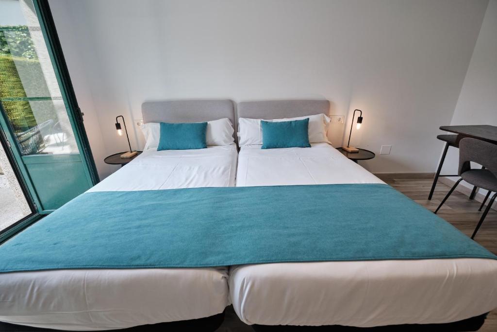 Hotel Pombal Rooms - 9