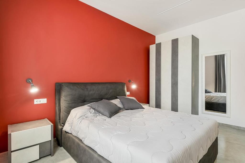 Postel nebo postele na pokoji v ubytování Home 501 Guest House - La Spezia