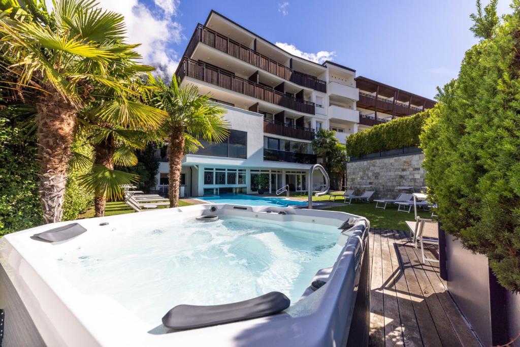 Bazén v ubytovaní Hotel Belvedere - Adults Only - 14 plus alebo v jeho blízkosti