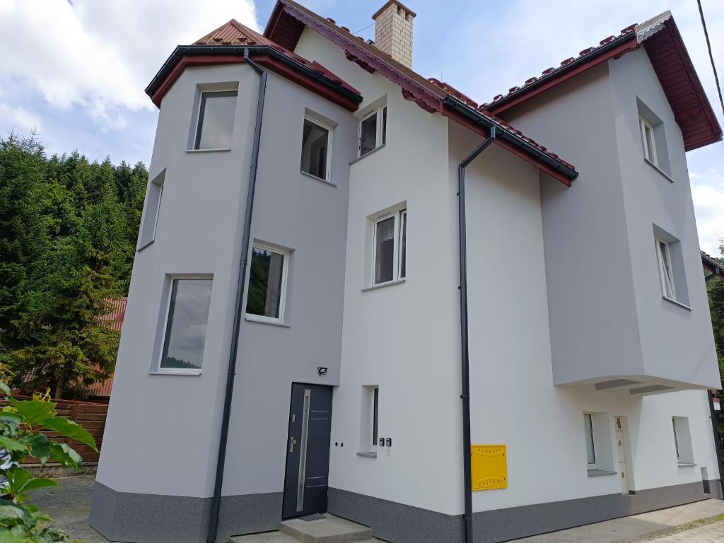 Budova, v ktorej sa apartmán nachádza