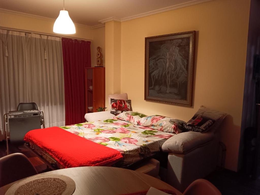 Posteľ alebo postele v izbe v ubytovaní Piso zona Campus-Lagunas
