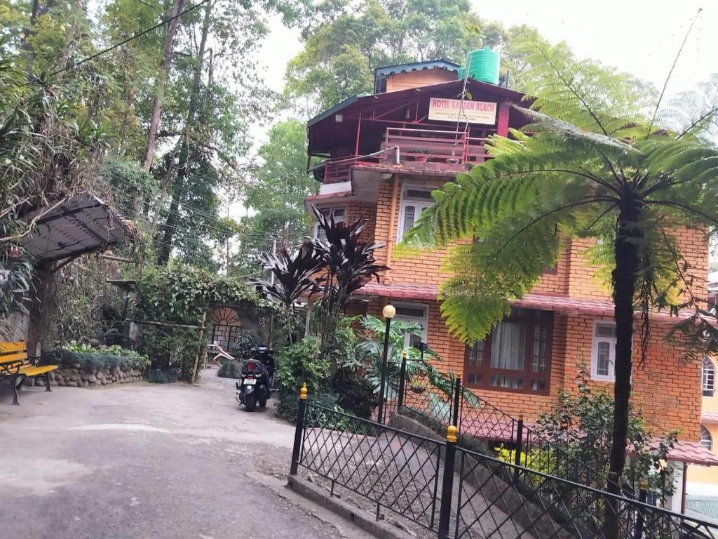 Kalimpong, Garden Reach Hotel - Hizvo
