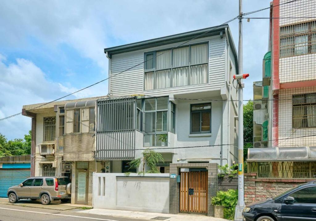 青隅民宿評價、特色體驗、房價資訊、訂房連結 – 溫馨寵物友善機場住宿 - 照片 1