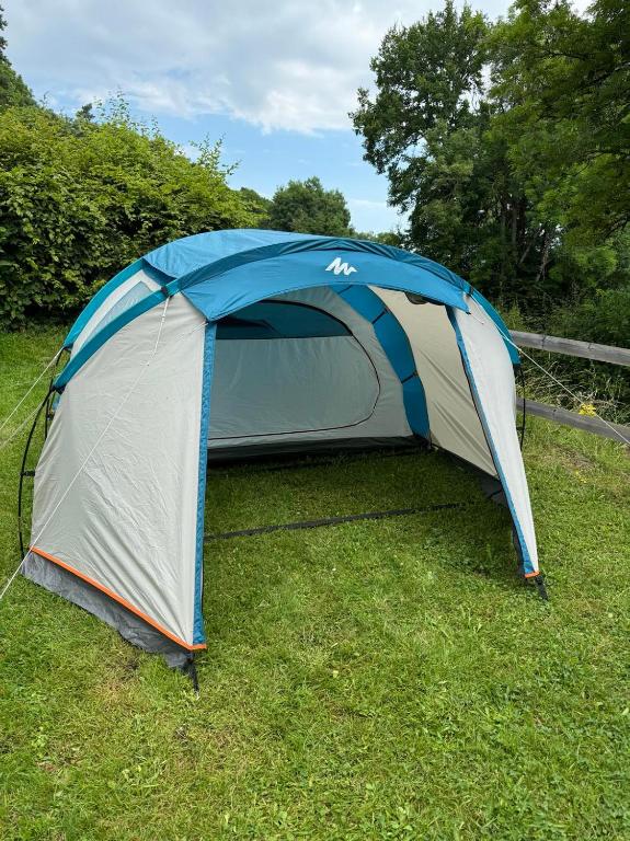 Fotografie z fotogalerie ubytování Camping Sérendipité v destinaci Neuvéglise
