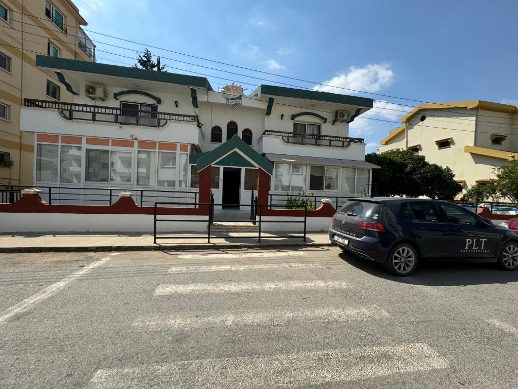 Το κτήριο όπου στεγάζεται  το δωμάτιο σε οικογενειακή κατοικία