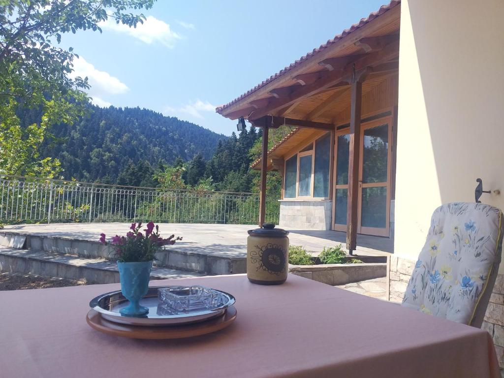 Nespecifikovaný výhled na hory nebo výhled na hory při pohledu z apartmánu