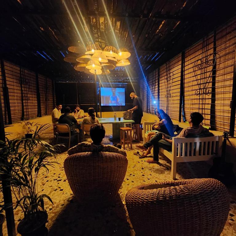 Prostor za sedenje u objektu Hammock Hostels - Bandra