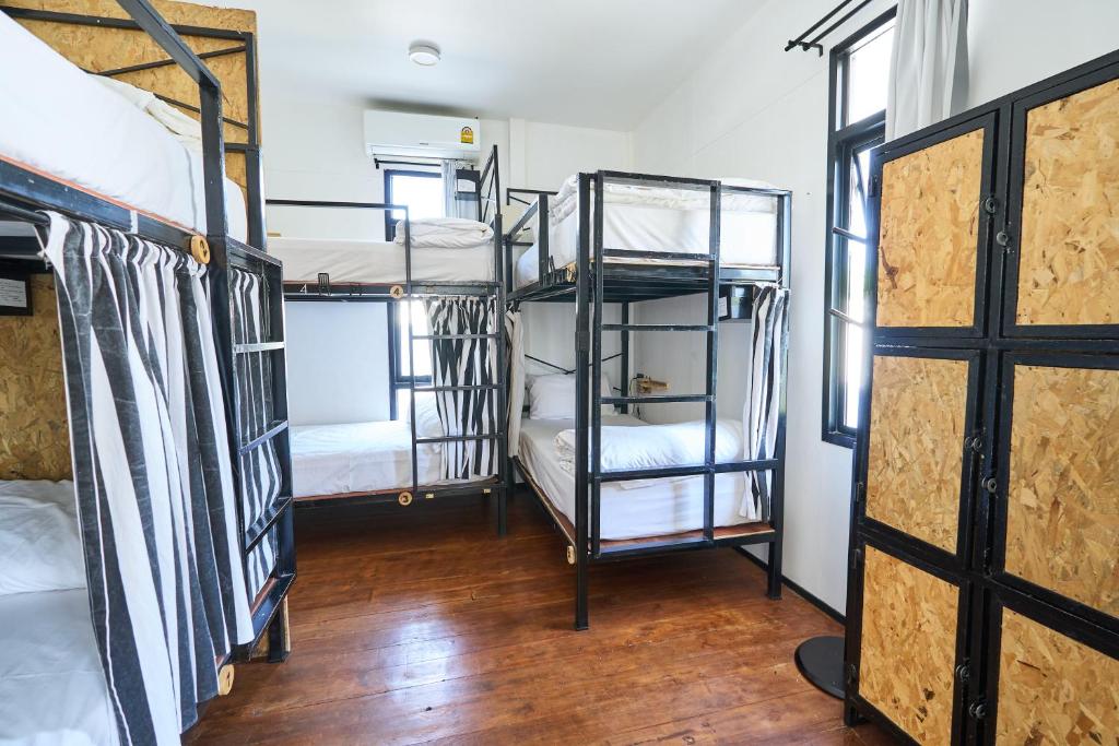 Bed in 6-Bed Dormitory Room