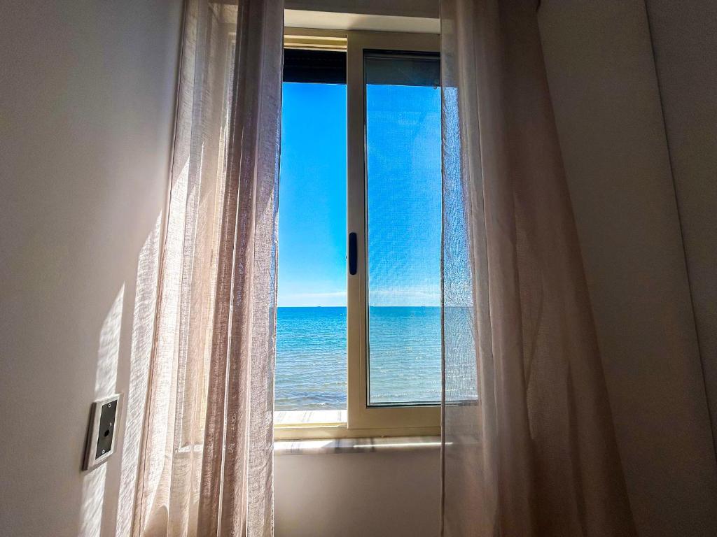 Nespecifikovaný výhled na moře nebo výhled na moře při pohledu z apartmánu